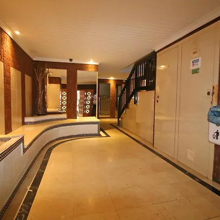 Villa Medicis Costa *
